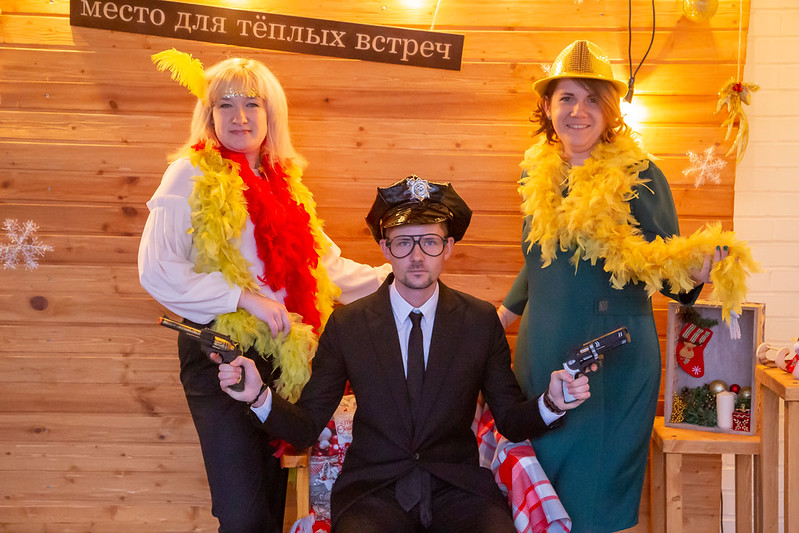 Новогоднее украшение зала для корпоратива в Северодвинске