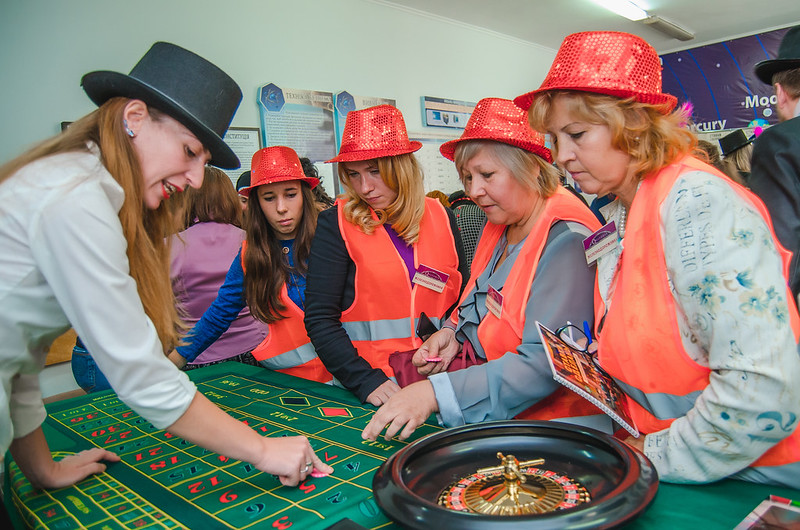 Отметить День строителя в Severodvinsk с Квесторией