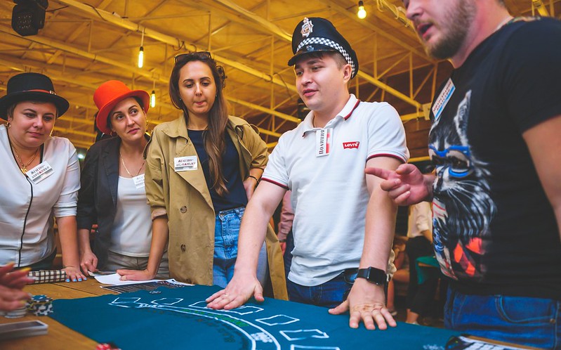 Корпоративные сувениры и подарки на День нефтяника в Severodvinsk